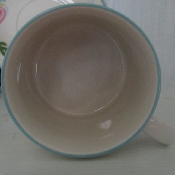 Bundle of 2 Sets - Barrier Reef Cup & Saucers Coastal Fish Seashells - Picture 9 of 10